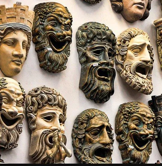 El origen y desarrollo del genero teatral dramatico: de las tragedias griegas a la comedia actual photo 1