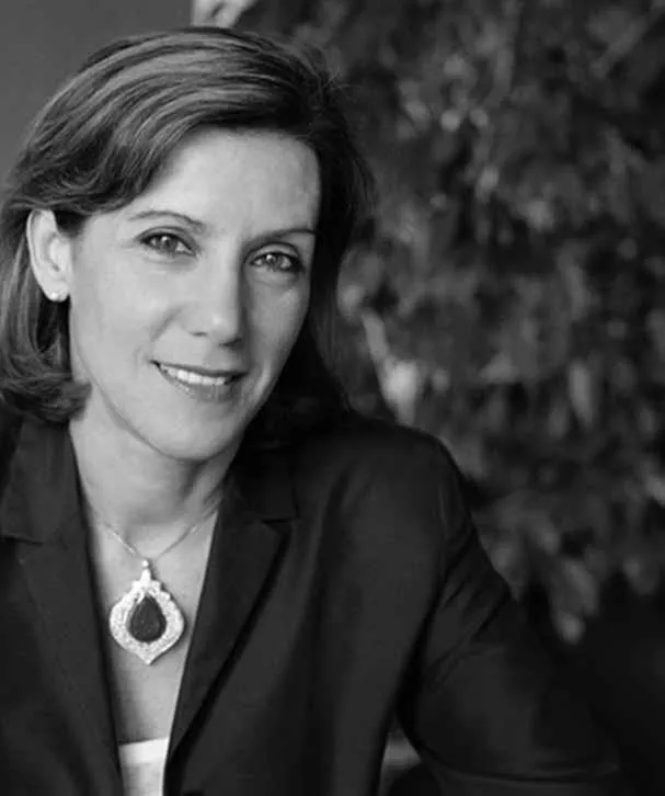 5 Caracteristicas Clave del Cuento El Espejo Curvo de Silvina Ocampo que Todo Lector Debe Conocer image 3